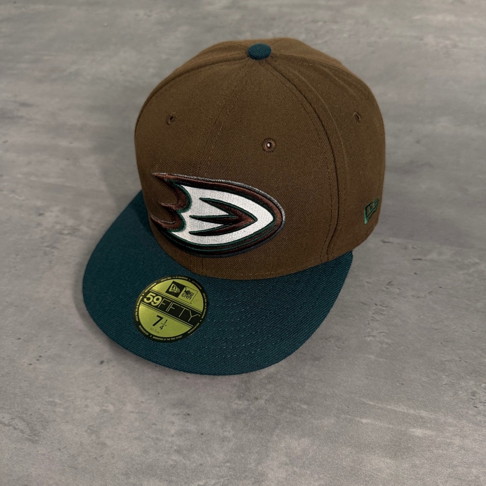 New Era Anaheim Ducks NHL Hat Mens 7 1/4 Brown Green‎ Wool Blend 59FIFTY Fitted